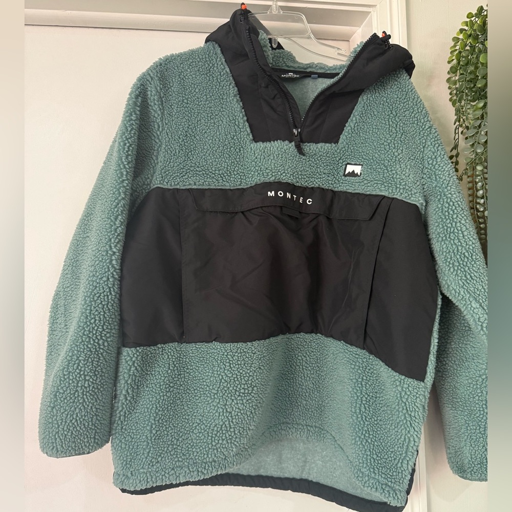 Montec hoodie